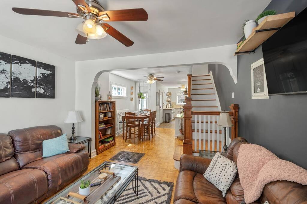 Rare City Home W/ Backyard Fire-Pit & Hottub Lancaster Kültér fotó