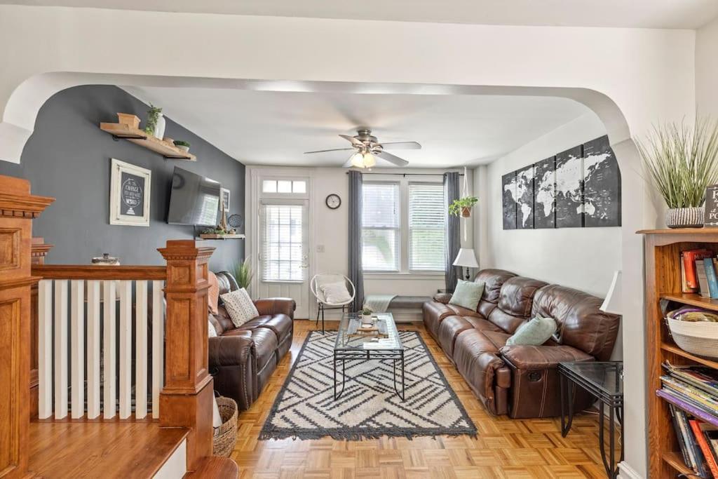 Rare City Home W/ Backyard Fire-Pit & Hottub Lancaster Kültér fotó